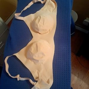 Knix V neck Evolution bra. Size 7+